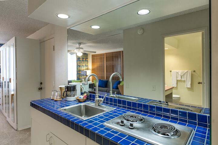 Private kitchenette