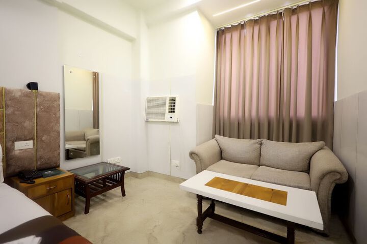 Room 18 of 51