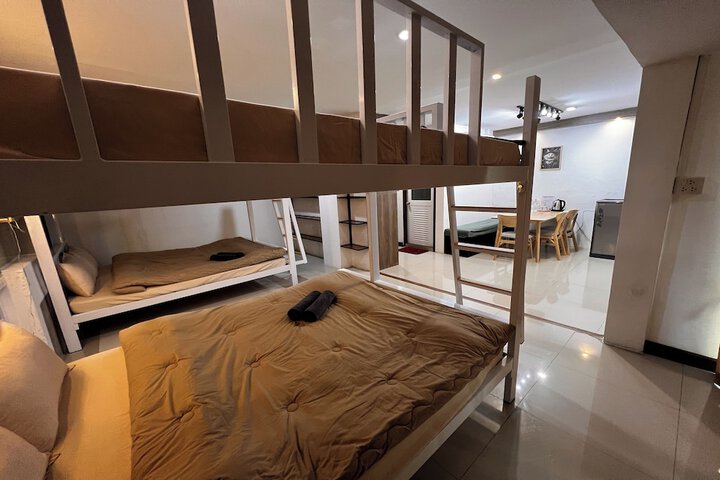 Room 10 of 41