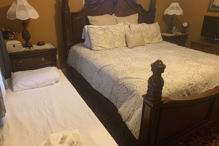 Room 30 of 114