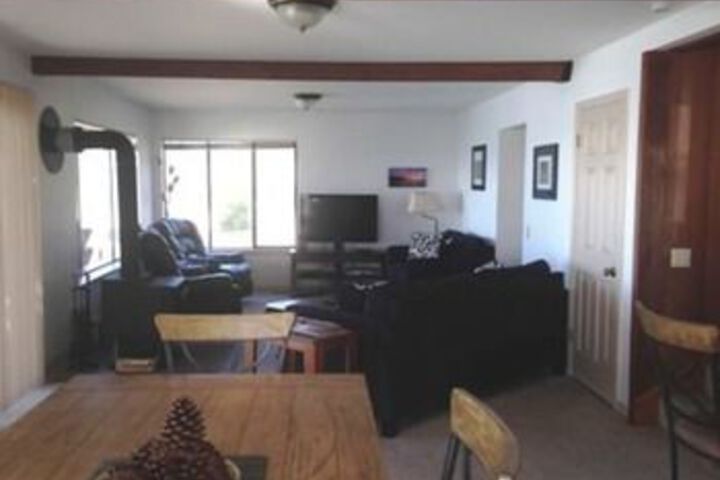 Room 8 of 14