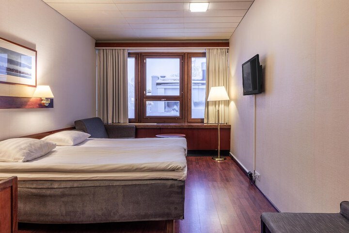 Room 20 of 50