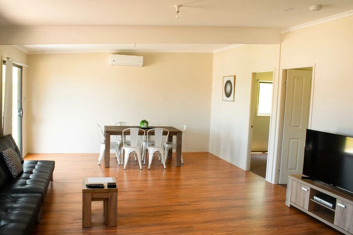 Room 4 of 24