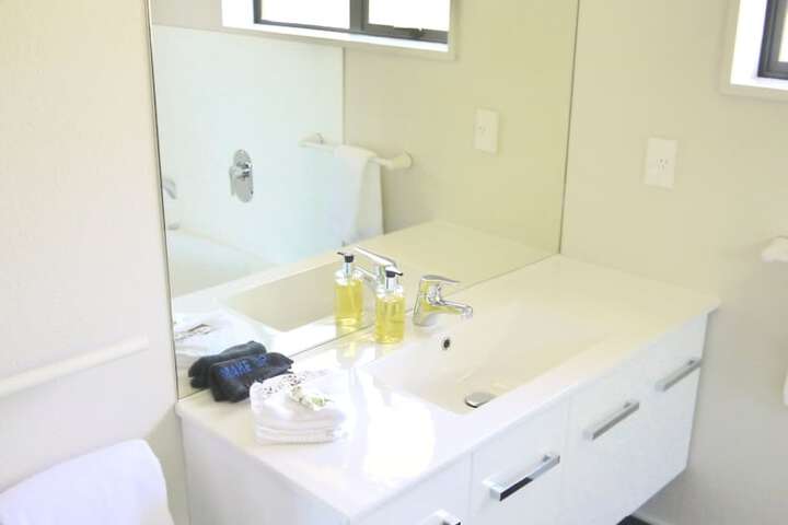 Room 150 of 188