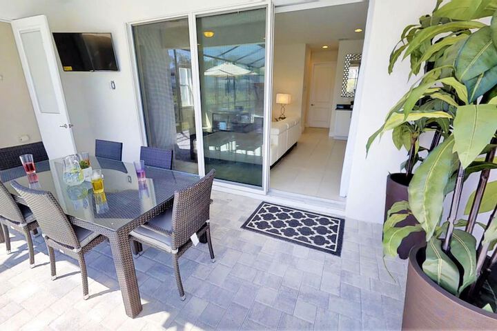 Terrace/Patio 40 of 56