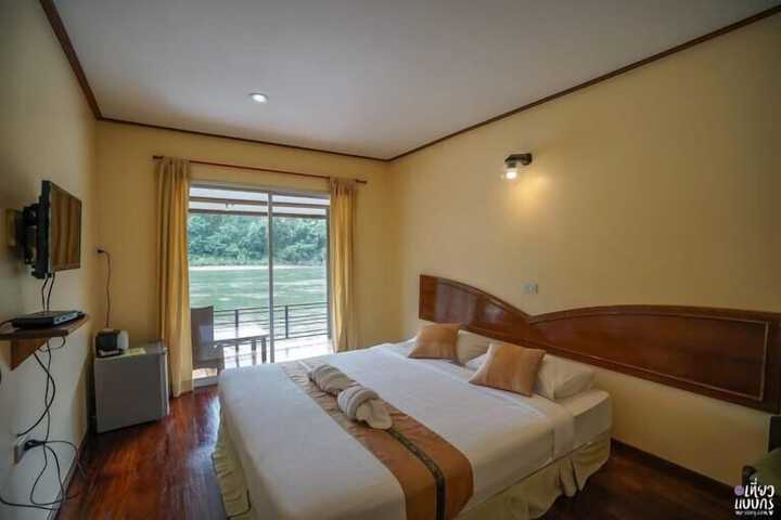 Room 13 of 52