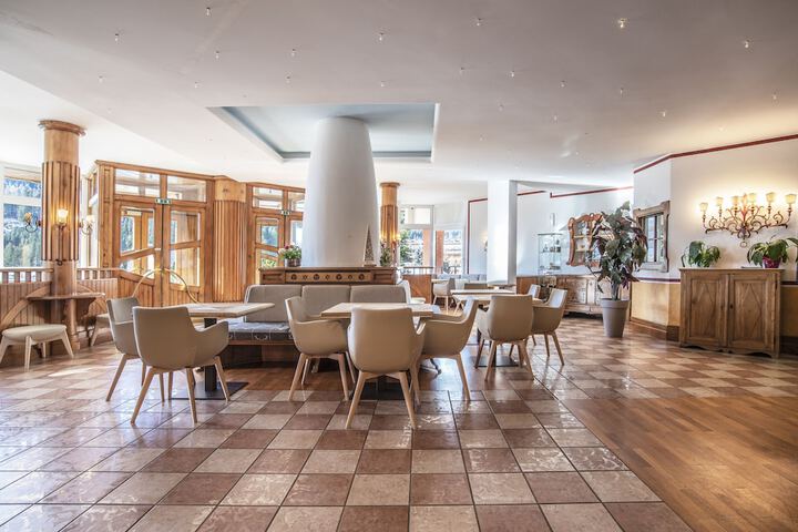 Hotel Interior 2 of 24