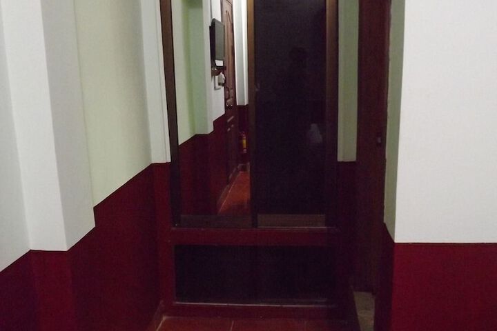 Room 17 of 48