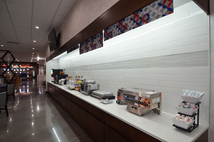 Breakfast area