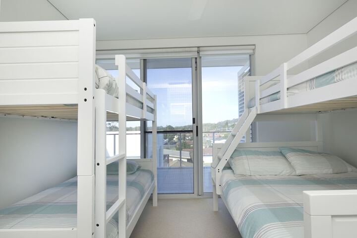 Room 2 of 12