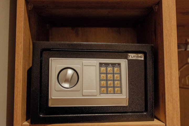 Room 48 of 150