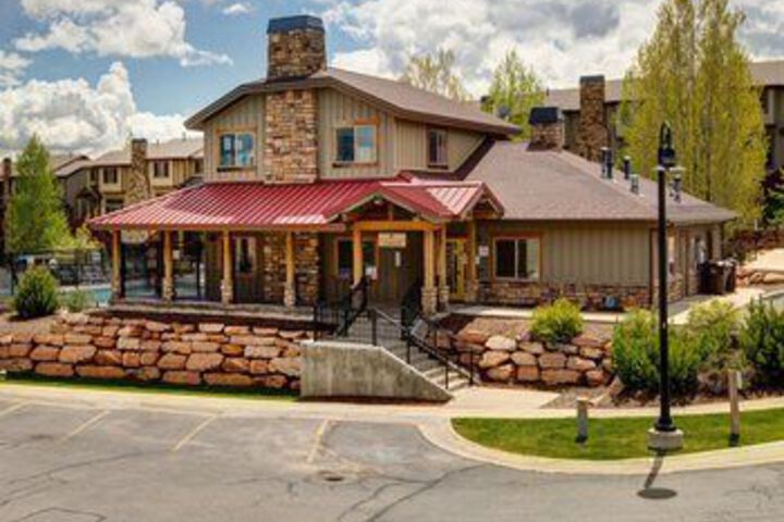 Exterior of 2Br 2BA Spacious Park City Townhouse by RedAwning