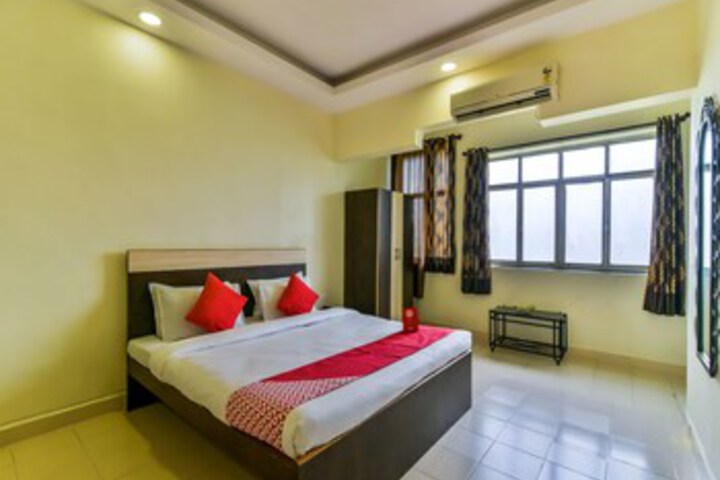 Room 17 of 30