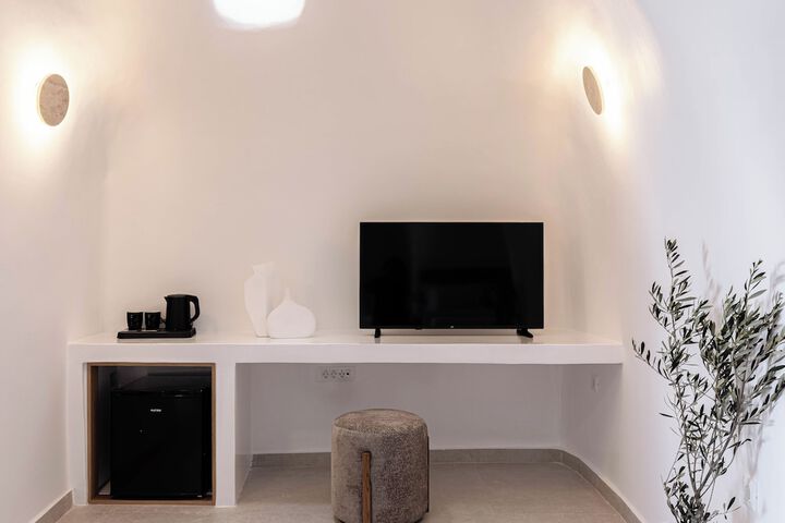 Room 15 of 51