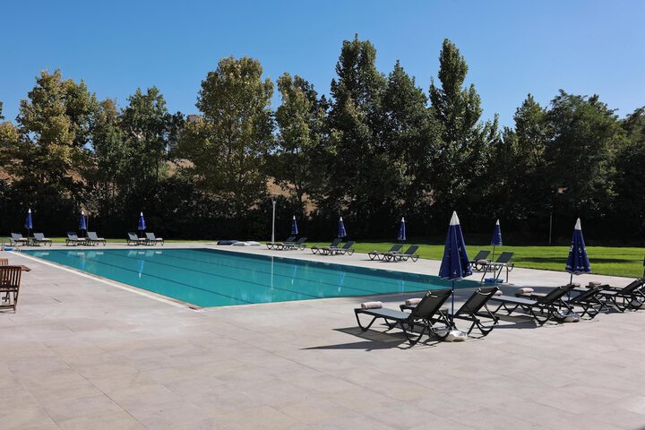 Pools & Facilities