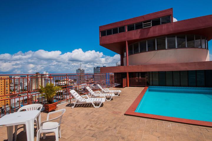 Pool Hotel