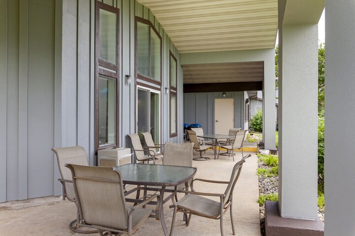 BBQ/picnic area