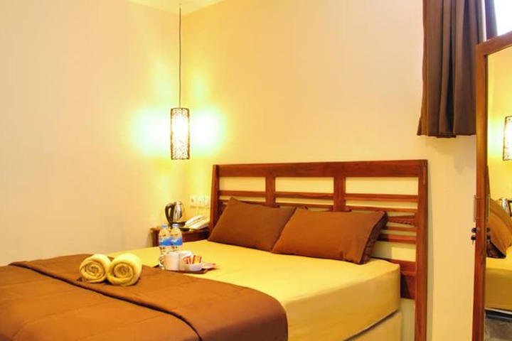 Room 7 of 23