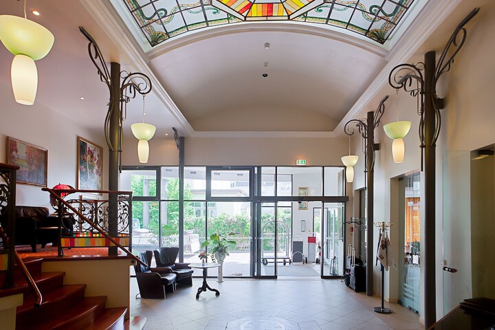 Hotel 3 of 53