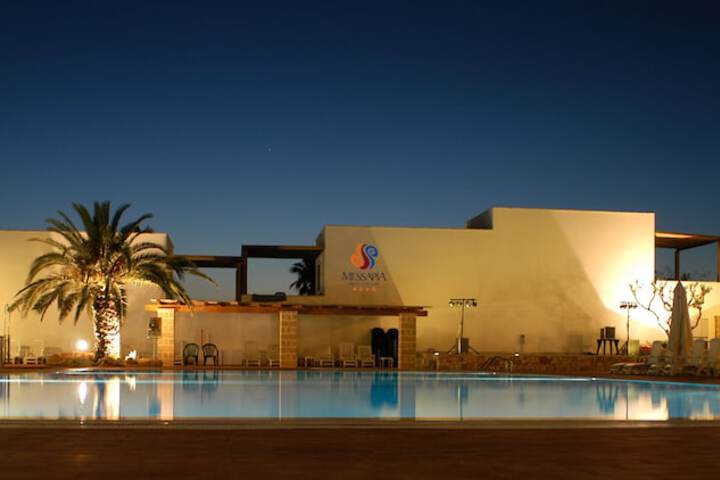 Hotel 222 of 249