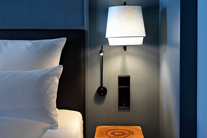 Room 8 of 39