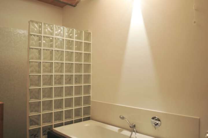 Room 25 of 60