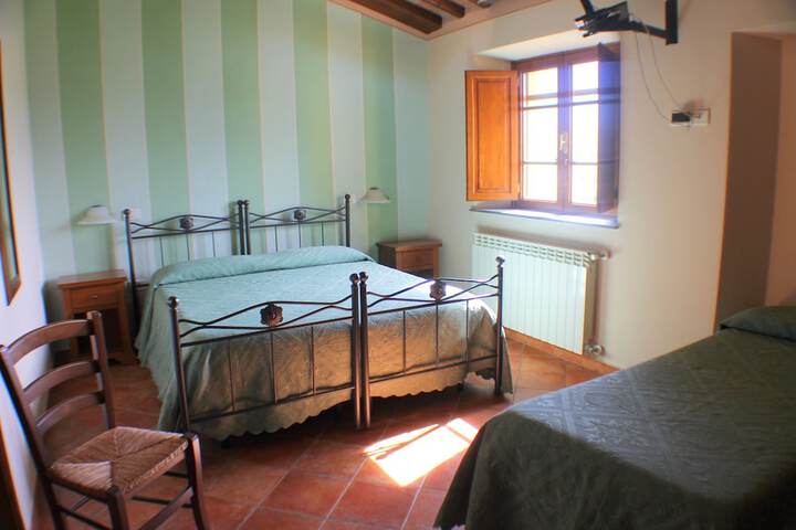 Room 21 of 45