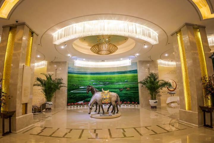 Guest Lobby