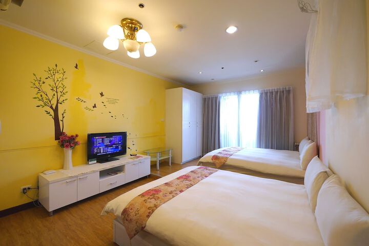 Room 29 of 51