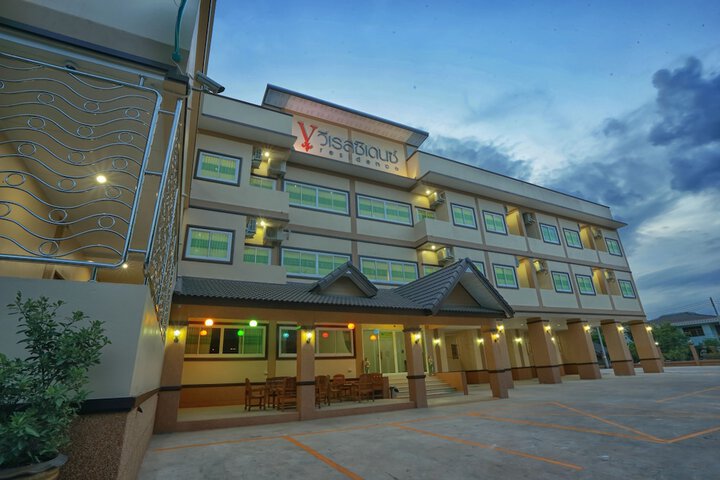 Hotel 18 of 18