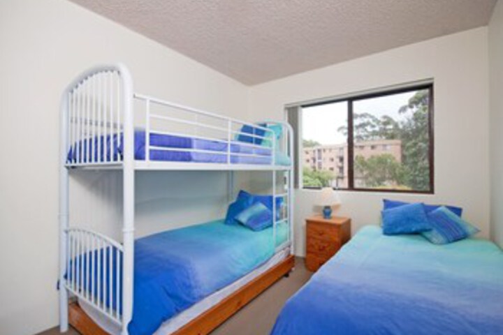 Room 10 of 13