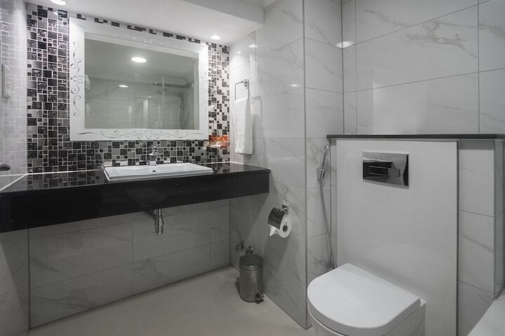 Room 15 of 49