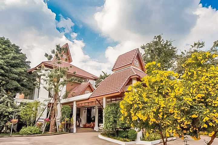 Wangyao Riverside Resort in Nakhon Nayok