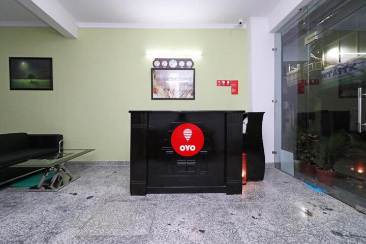 Hotel O Pearl Residency