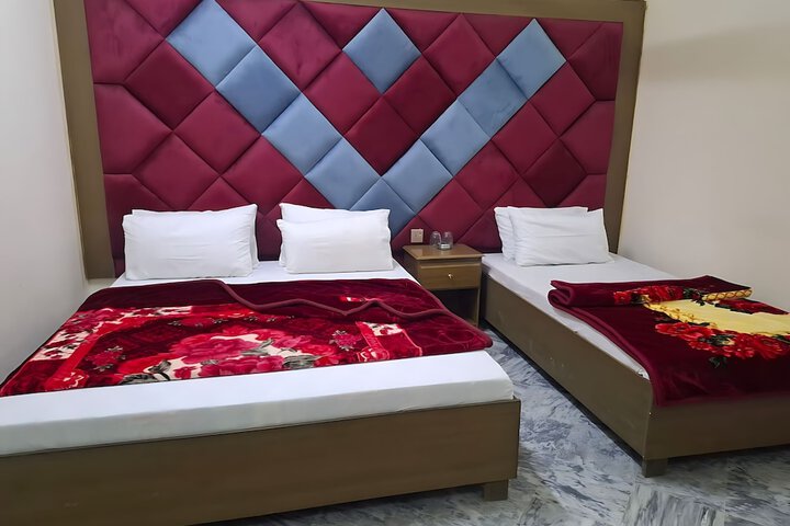 Room 8 of 19
