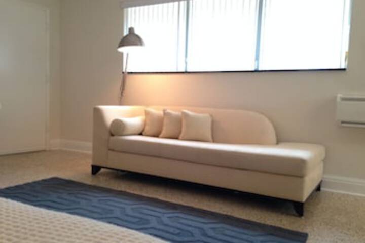Room 25 of 120