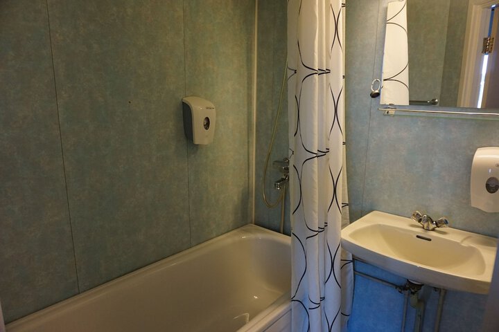 Room 14 of 23