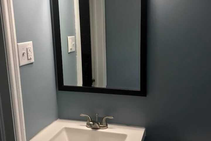 Room 9 of 22