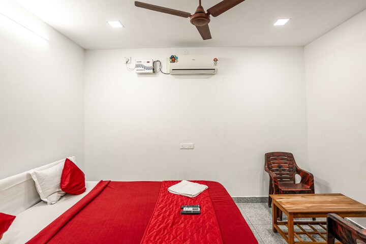 Room 7 of 17