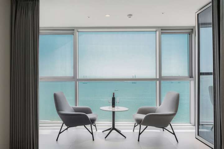 Room 3 of 31