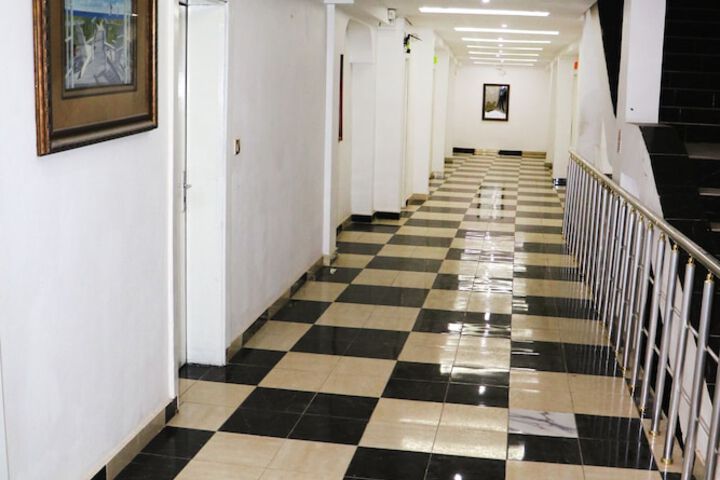Ballroom/Hall 26 of 31