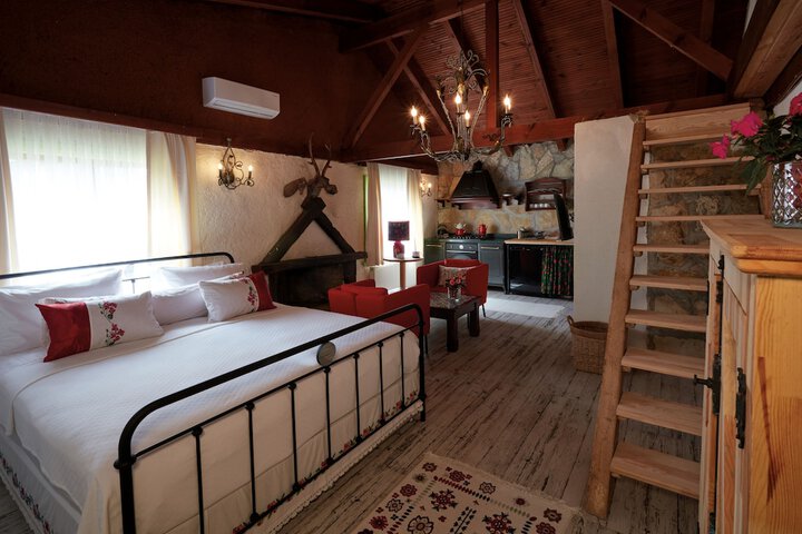 Room 28 of 187