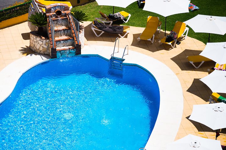 Pool Hotel