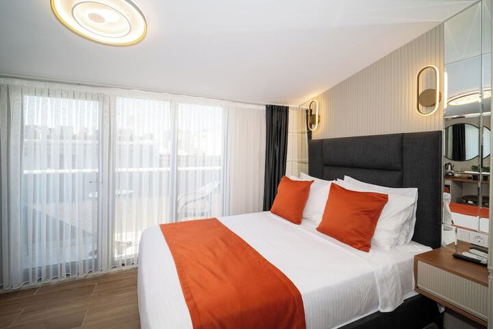 Room 19 of 60