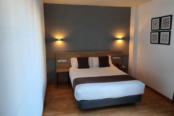 Room 17 of 46