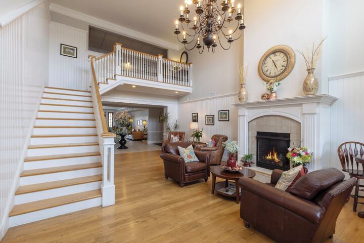 Hotel Interior 4 of 192