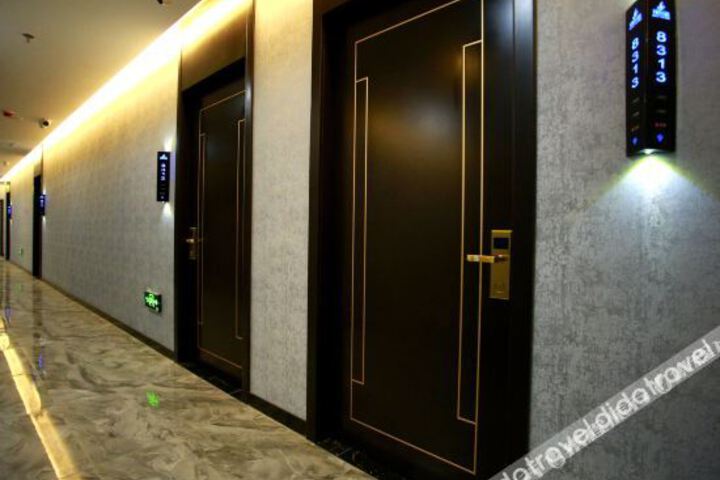 Hotel Interior 12 of 20