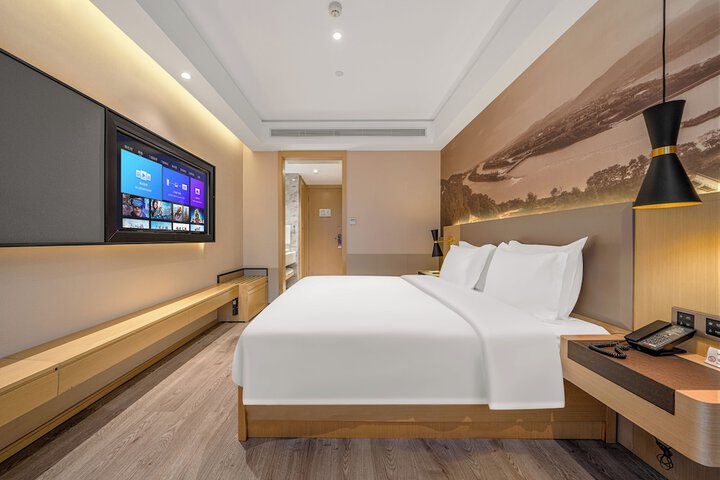 Room 34 of 77