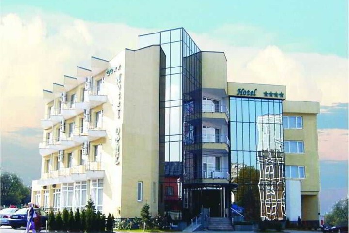 HOTEL OPAL