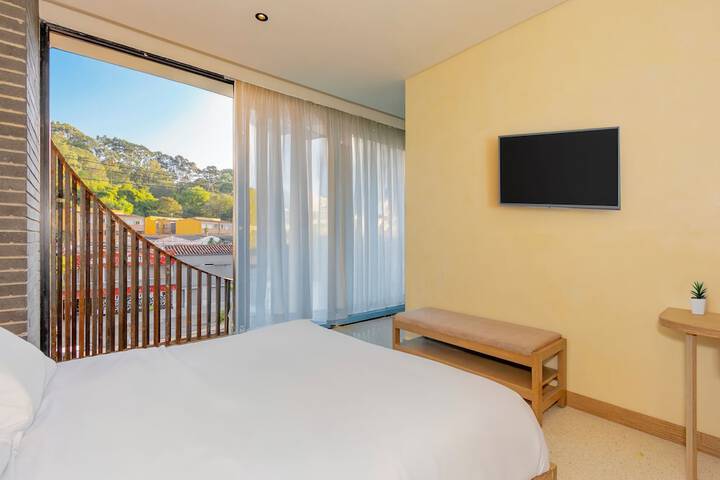 Room 3 of 45